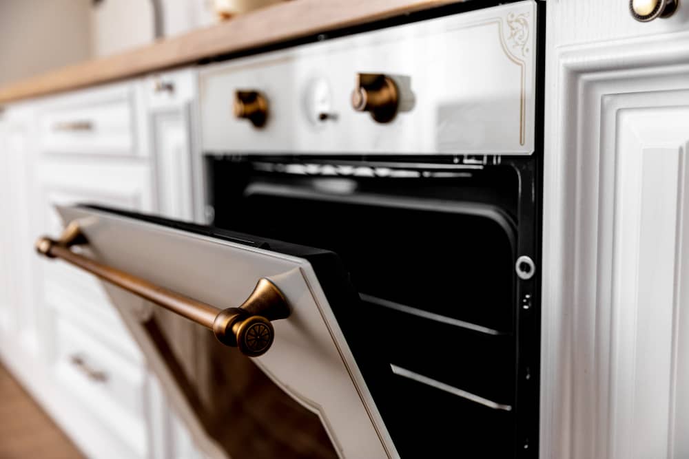 Cara Membersihkan Oven yang Berkerak